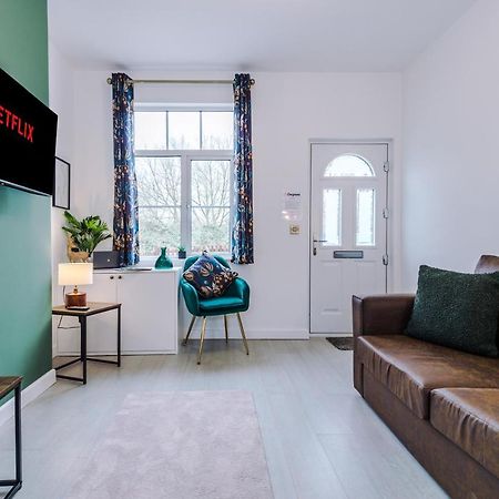 Stunning 3-Bed Home In Nantwich By 53 Degrees Property - Amazing Location, Ideal For Groups - Sleeps 6 Екстериор снимка