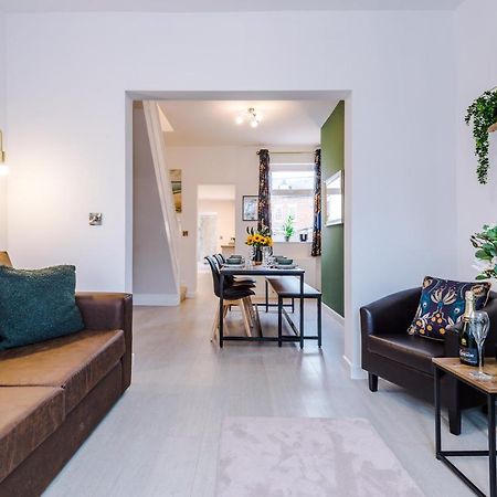 Stunning 3-Bed Home In Nantwich By 53 Degrees Property - Amazing Location, Ideal For Groups - Sleeps 6 Екстериор снимка