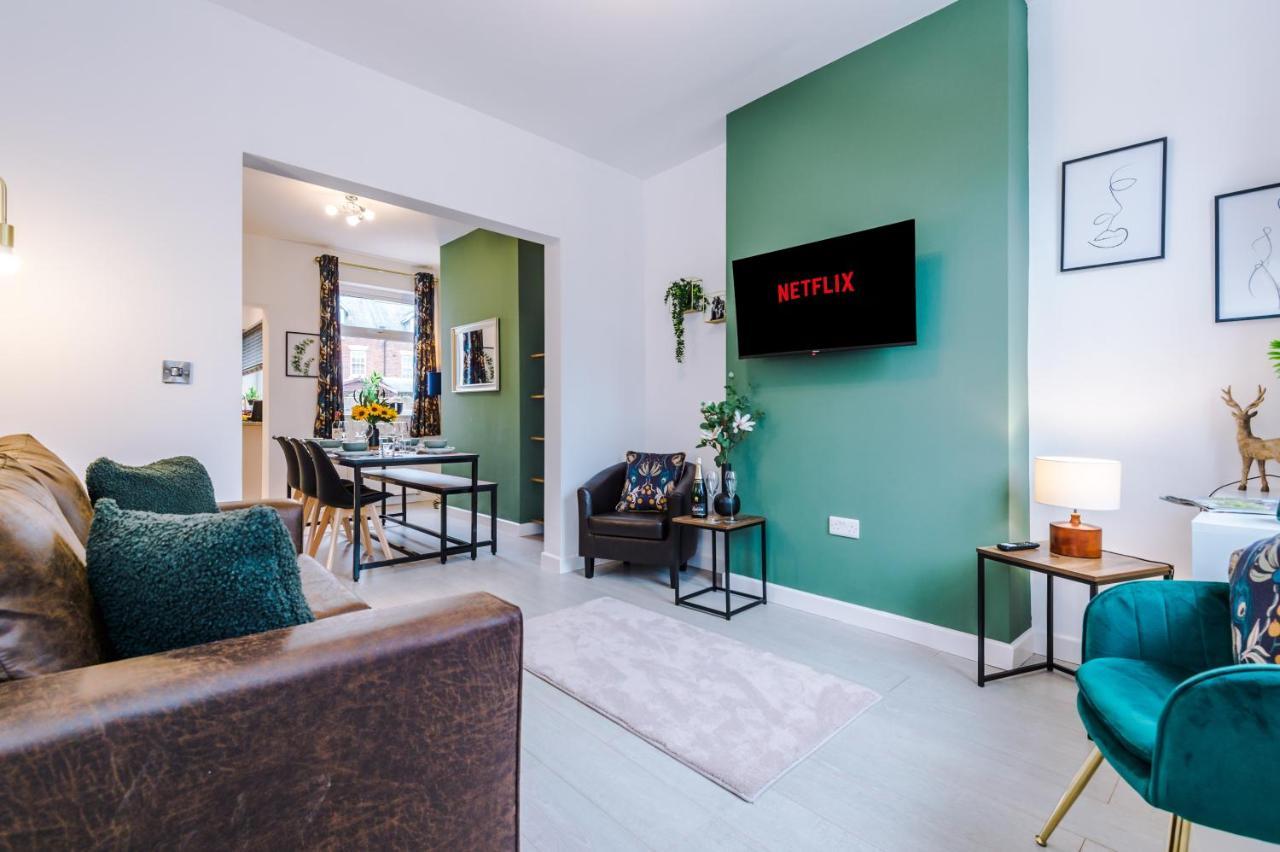 Stunning 3-Bed Home In Nantwich By 53 Degrees Property - Amazing Location, Ideal For Groups - Sleeps 6 Екстериор снимка