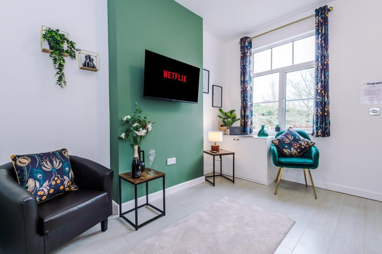 Stunning 3-Bed Home In Nantwich By 53 Degrees Property - Amazing Location, Ideal For Groups - Sleeps 6 Екстериор снимка