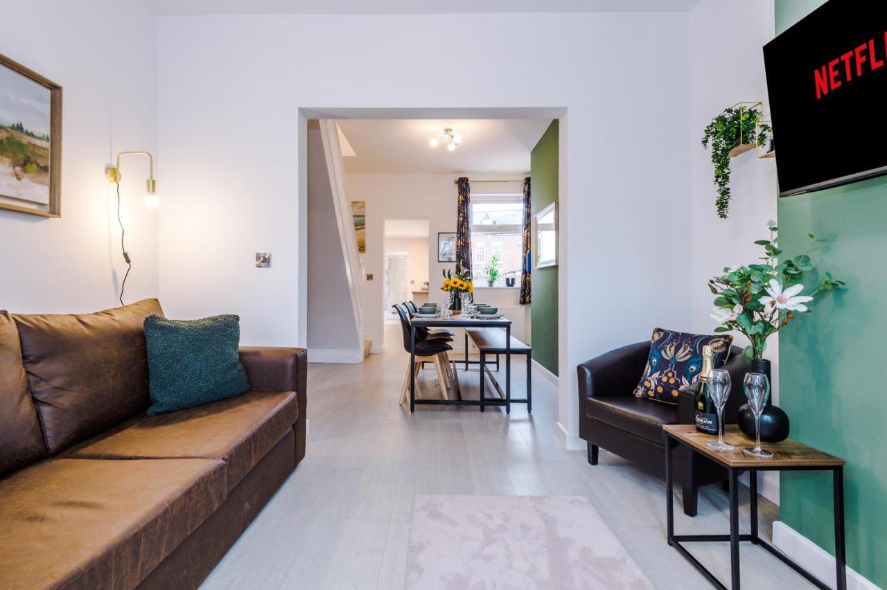 Stunning 3-Bed Home In Nantwich By 53 Degrees Property - Amazing Location, Ideal For Groups - Sleeps 6 Екстериор снимка