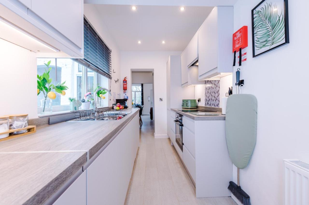 Stunning 3-Bed Home In Nantwich By 53 Degrees Property - Amazing Location, Ideal For Groups - Sleeps 6 Екстериор снимка