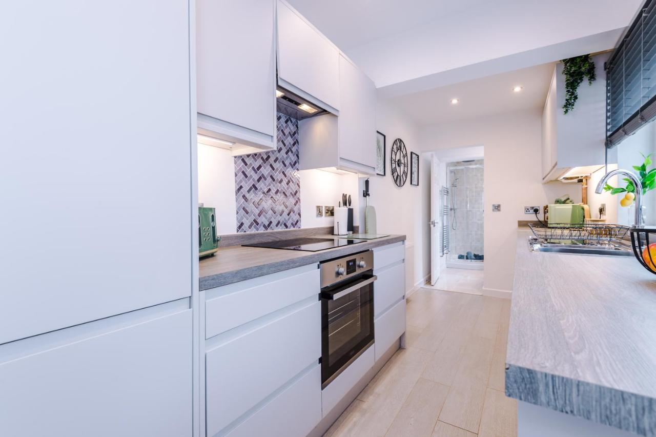 Stunning 3-Bed Home In Nantwich By 53 Degrees Property - Amazing Location, Ideal For Groups - Sleeps 6 Екстериор снимка
