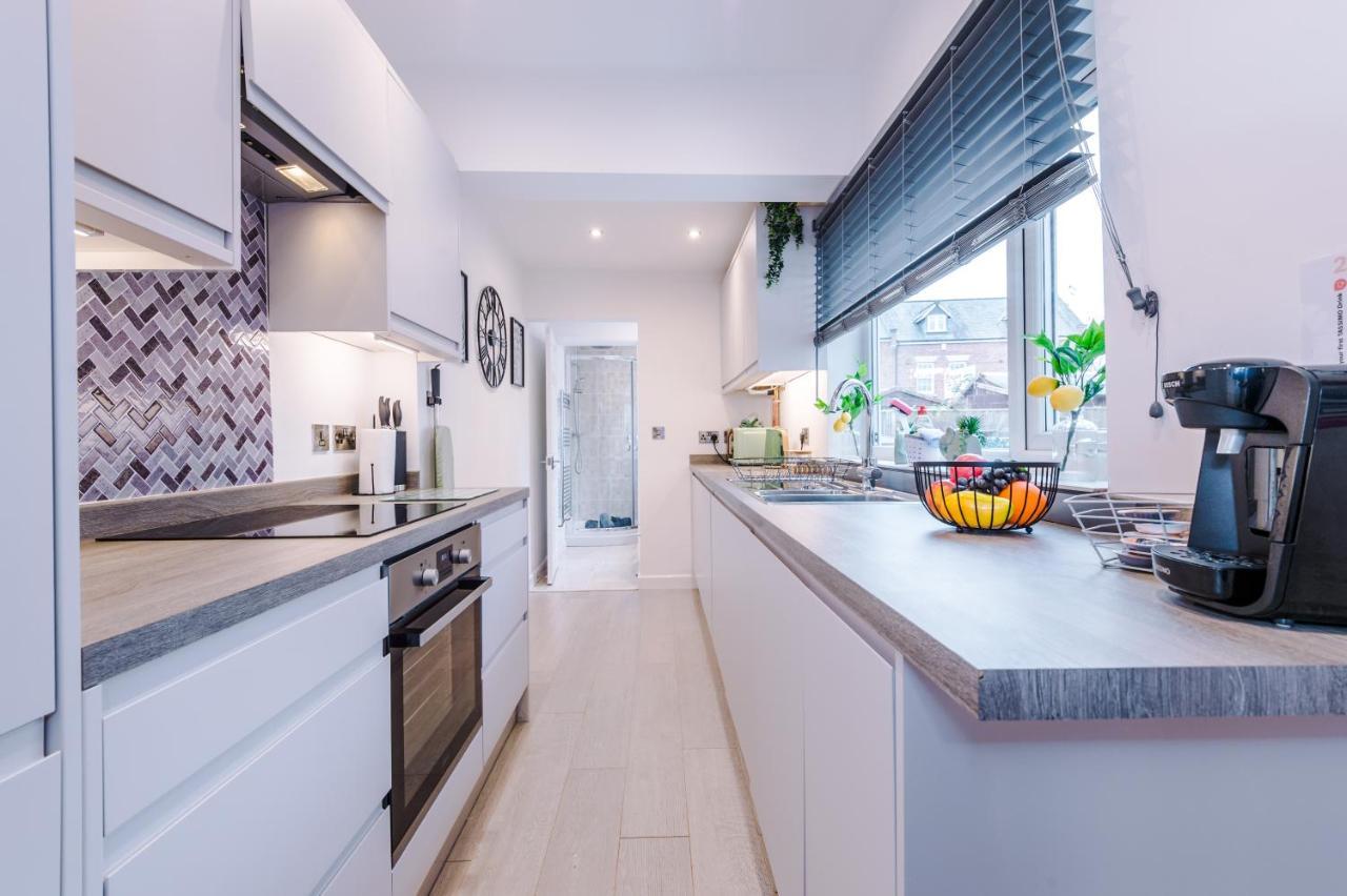 Stunning 3-Bed Home In Nantwich By 53 Degrees Property - Amazing Location, Ideal For Groups - Sleeps 6 Екстериор снимка